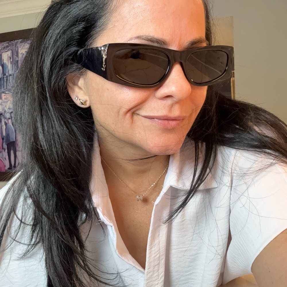 Saint Laurent Rectangular Acetate Sunglasses with gold hardware - Picture 11 of 14